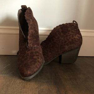 Dark Leopard Booties